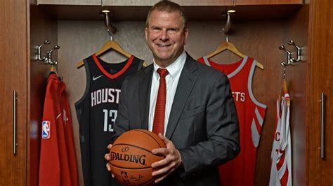 Billionaire Tilman Fertitta floats entertainment empire .